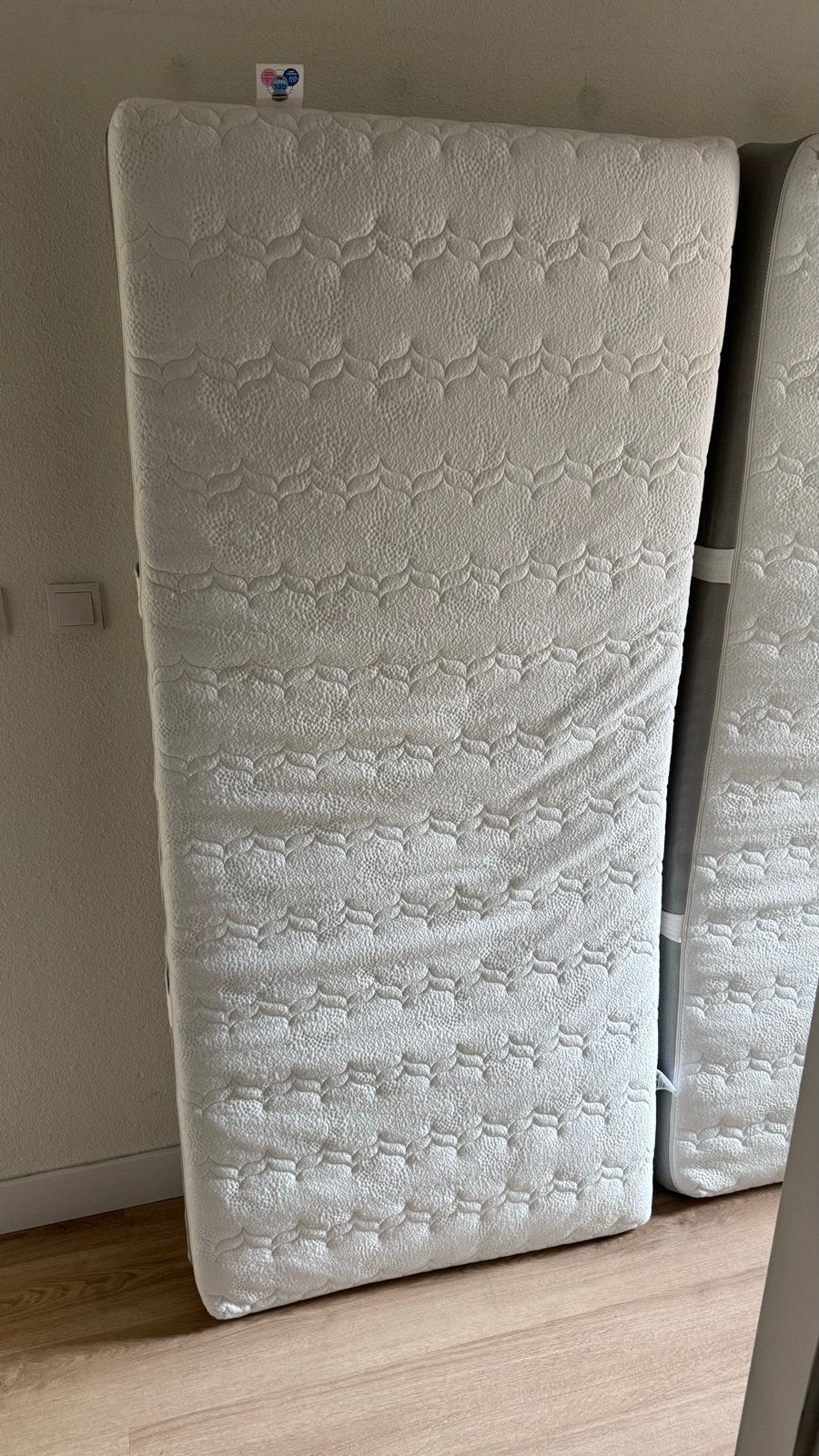 2x HN8 Matras 90x200 cm H3 en H2, 90 cm, Eenpersoons, Ophalen of Verzenden, Zo goed als nieuw