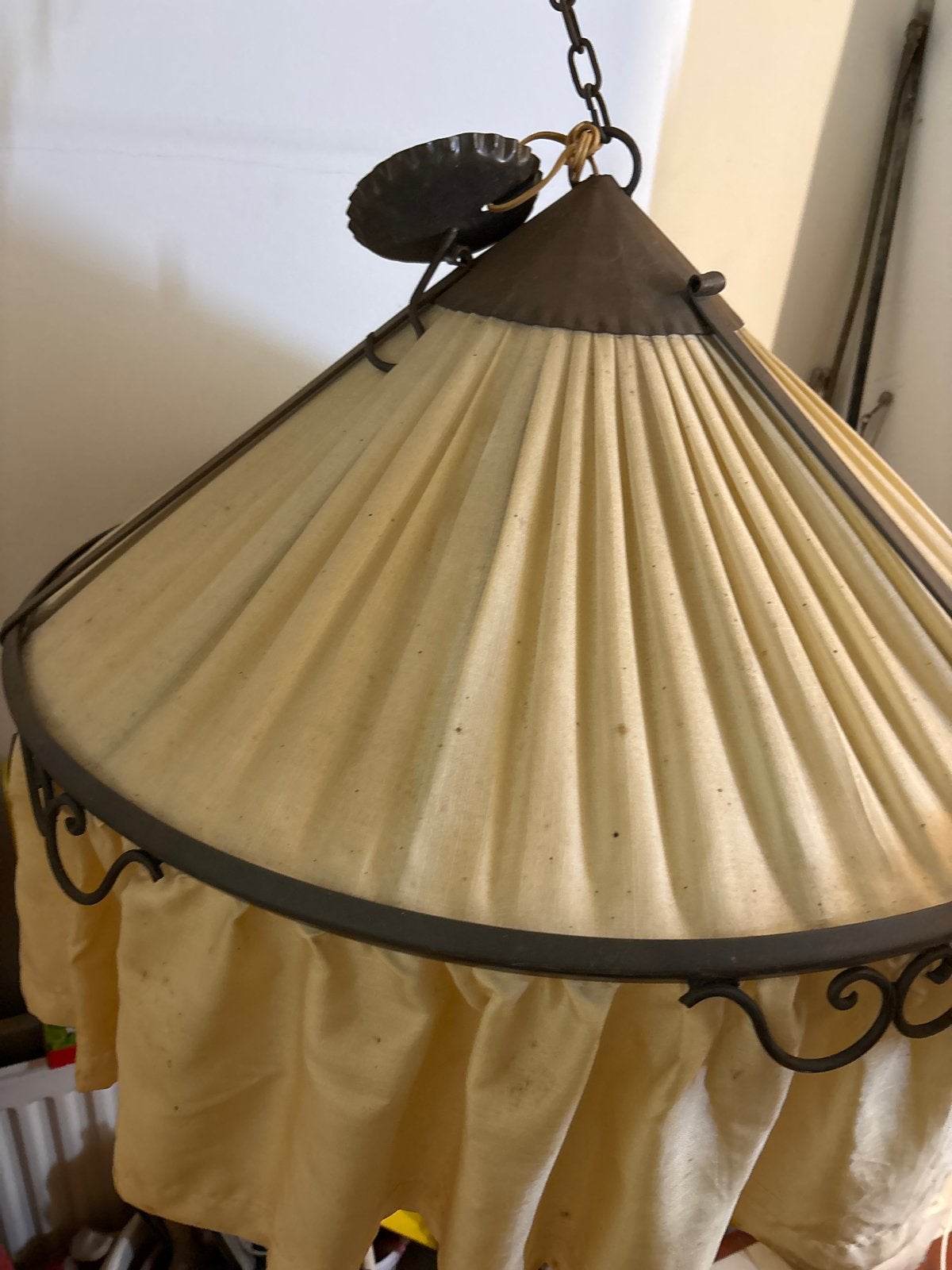 Vintage Hanglamp met Stoffen Kap - Sfeervolle Verlichting, Huis en Inrichting, Ophalen, Gebruikt, Textiel
