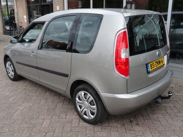 Skoda Roomster 1.2 TSI Ambition Airco, Auto's, Voorwielaandrijving, Euro 5, Gebruikt, Zwart