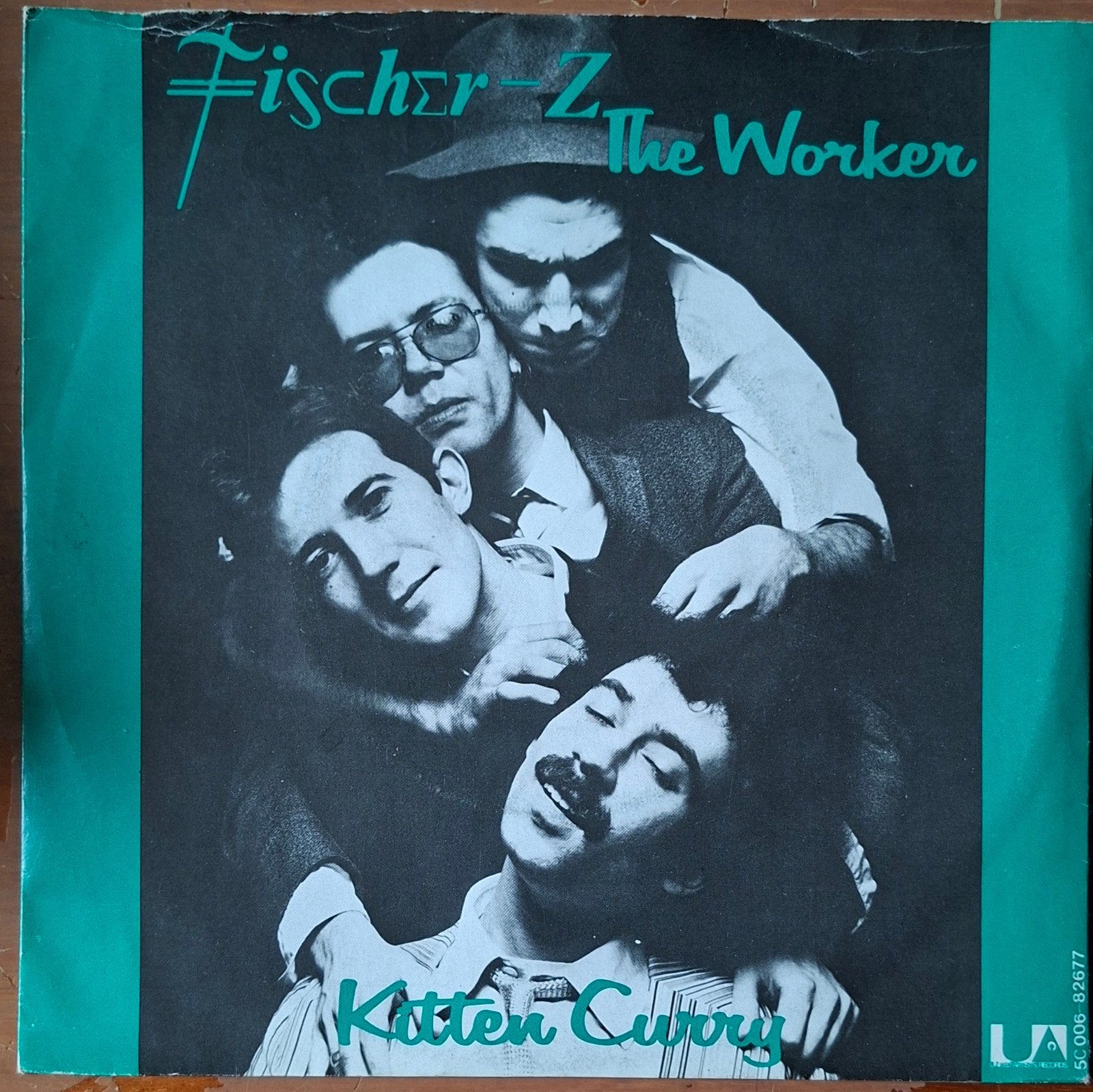 Single  -  FISCHER Z. - The Worker, Ophalen of Verzenden