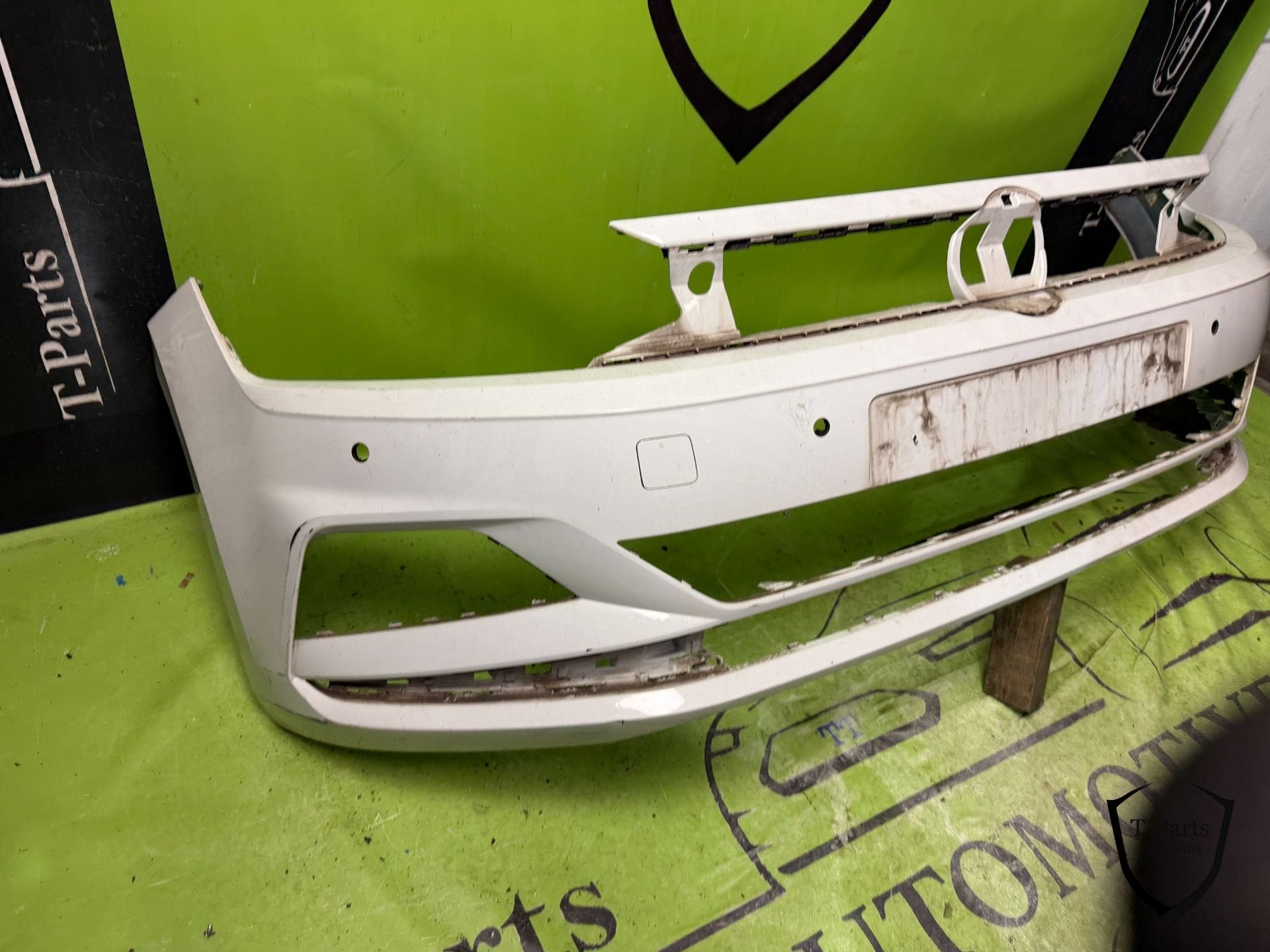 vw volkswagen polo 2G voorbumper bumper 17+ 4x pdc, Gebruikt, Volkswagen, Volkswagen AG, Bumper