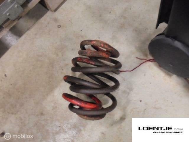 Verlagingsveren achter bmw e30 325i 320i 318i 316i, Auto-onderdelen, Gebruikt, Ophalen of Verzenden, BMW, BMW