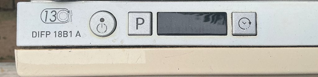 Foto 4 van Indesit DIPP 18B1 A Inbouw Vaatwasser - Gebruikt