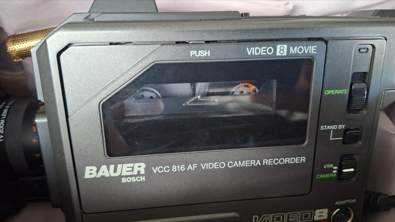 video 8 camera Bauer Bosch VCC 816 AF met attributen en accu, Audio, Tv en Foto, Ophalen of Verzenden, 8mm