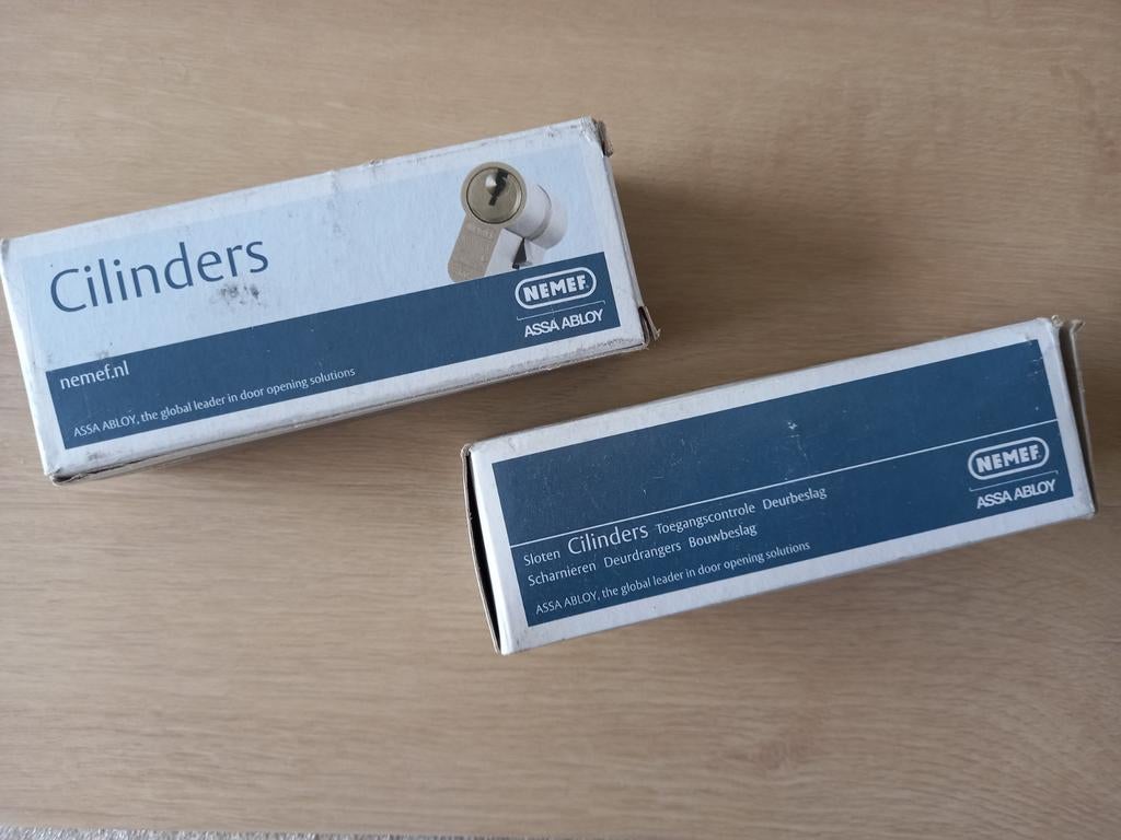 Nemef ASSA ABLOY Cilinders - SKG 3 en (Nieuw in doos), Ophalen of Verzenden, Nieuw, Slot