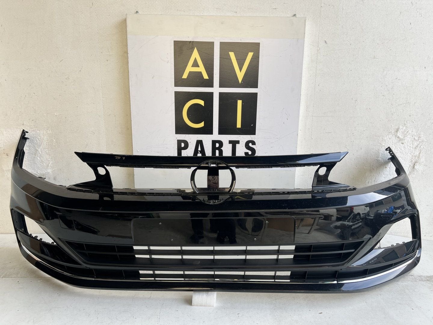 Volkswagen Vw polo 2G voorbumper bumper met Chrome lijst, Gebruikt, -, -, Ophalen of Verzenden