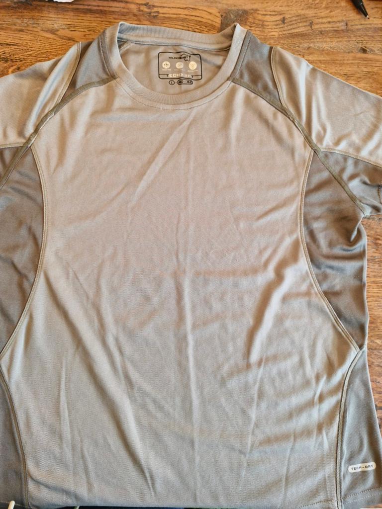 Wildbeast TechDry Sportshirt - Maat L (40-42), Maat 42/44 (L), Nieuw, Ophalen of Verzenden, Wildbeast