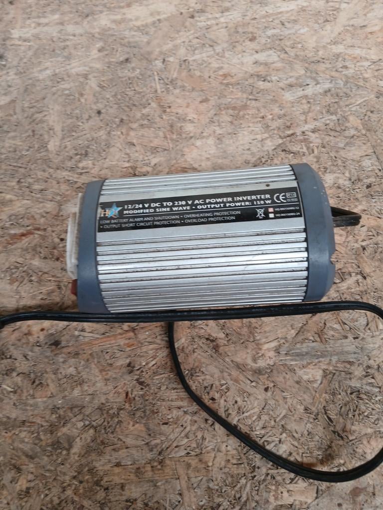 HQ 12/24V DC naar 230V AC omvormer 150W, Ophalen of Verzenden