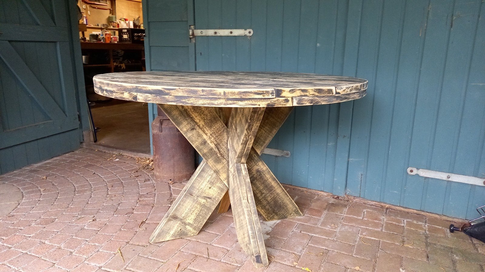 ronde steigerhouten tafel met kruispoot., Ophalen, Rond, Hout