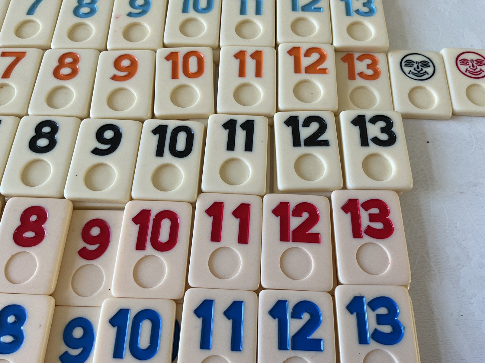 Rummikub losse stenen grote harde stenen, Ophalen of Verzenden, Zo goed als nieuw