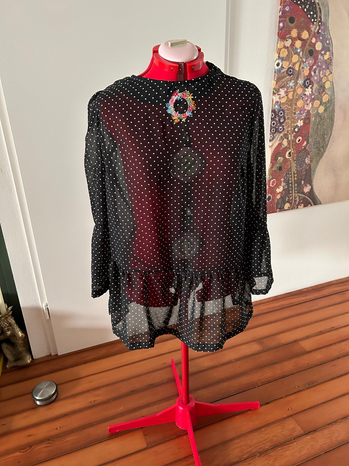 Zwart wit gestipte transparante blouse met borduur mt 44, Ophalen of Verzenden, Gedragen, Maat 42/44 (L), Zwart