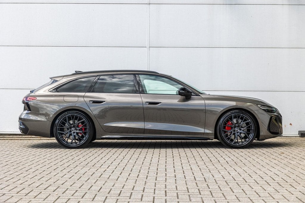 Audi A6 Avant 2.0 e-hybrid 367pk quattro S edition Competiti, Automaat, 12 maanden, 2165 kg, 4 cilinders