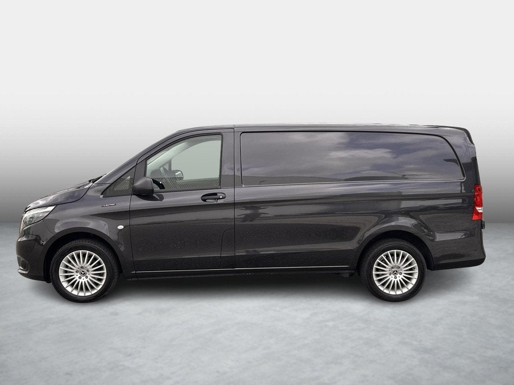 Mercedes-Benz eVito eVito Lang 66 kWh | Achteruitrijcamera |, Auto's, Bestelauto's, Gebruikt, Zwart, 116 pk, 2325 kg