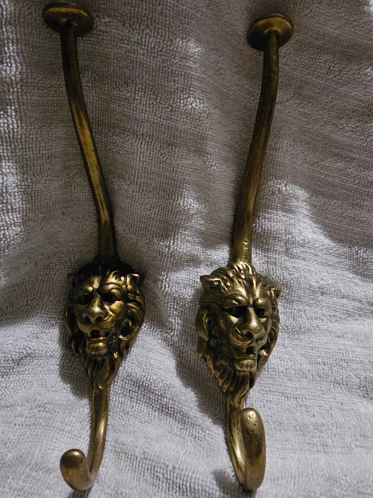 Set van 2 Vintage Messing Leeuwenkop Kapstokhaken, Ophalen of Verzenden, Brons