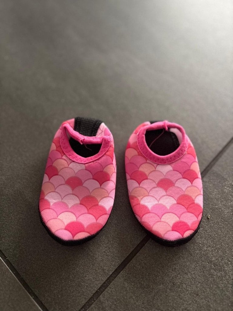 Hema waterschoentjes roze - 4 maanden, Kinderen en Baby's, Babykleding | Schoentjes en Sokjes, Schoentjes, Meisje, Ophalen of Verzenden