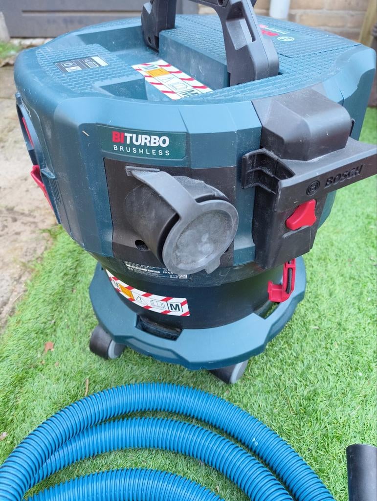 Bosch Blauw GAS 18V-12 MC Accustofzuiger 18V, Ophalen of Verzenden, Zo goed als nieuw, Reservoir, 1600 tot 2000 watt