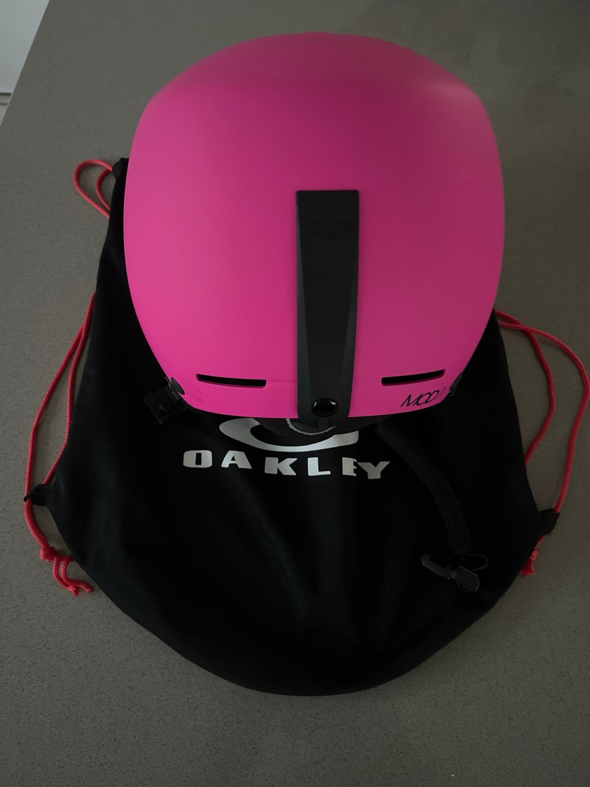 Oakley MOD1 Pro Skihelm Roze maat S- Zo goed als nieuw, Overige merken, Verzenden, Overige typen, Zo goed als nieuw