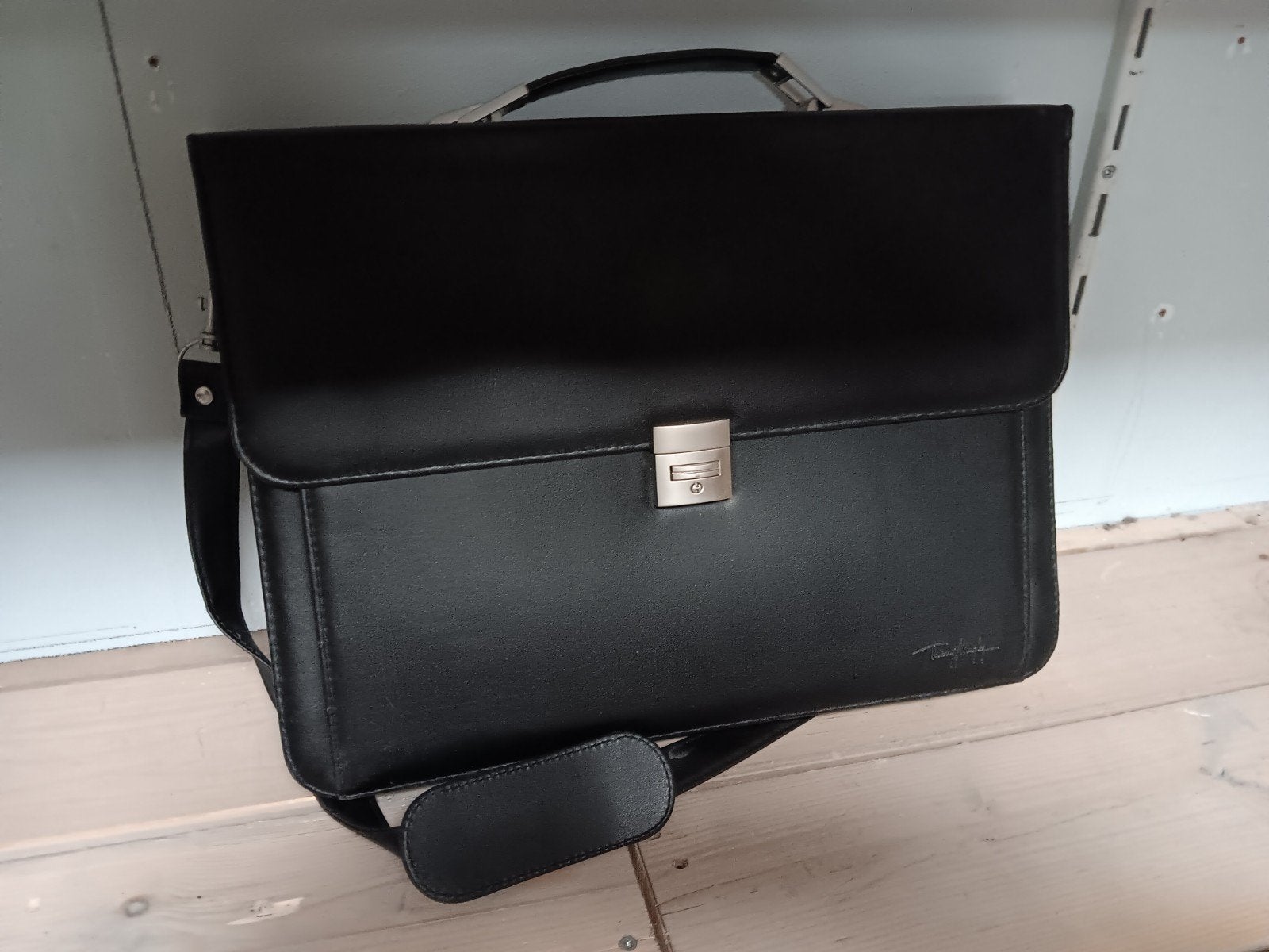 Zwarte Leren Aktetas / Laptoptas met Schouderband, Zwart, Overige typen, Onbekend, Ophalen of Verzenden