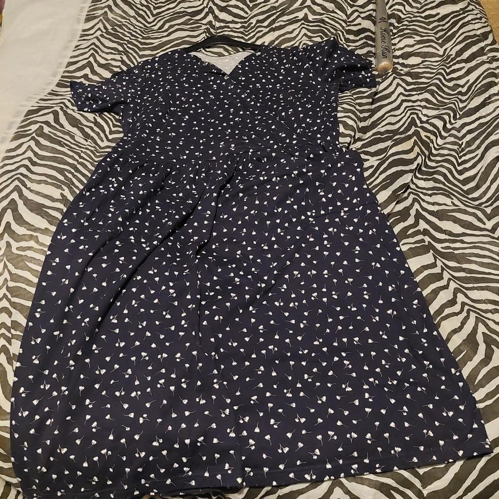 Peter Hahn Green Cotton Jurk - Donkerblauw met bloemen, Maat 38/40 (M), Blauw, Zo goed als nieuw, Knielengte