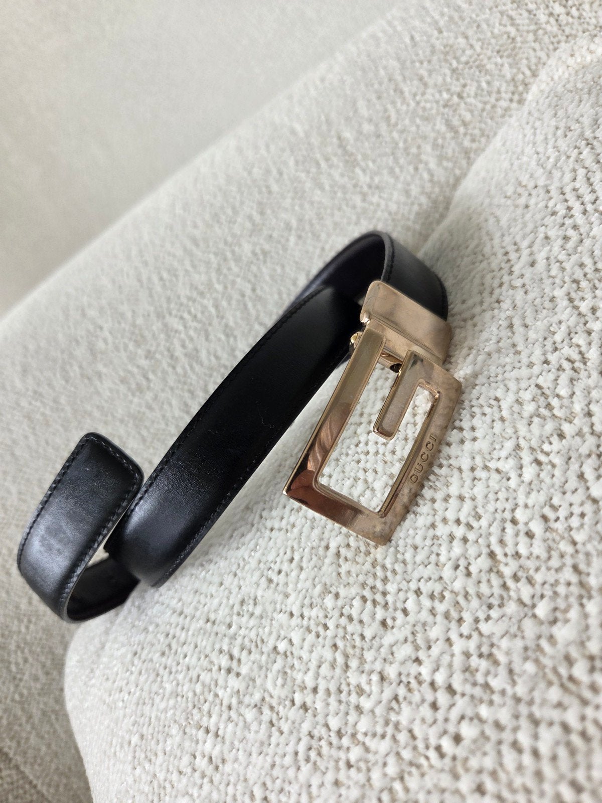 Gucci riem zwart met gouden G-gesp - Maat 80/32, Kleding | Dames, Riemen en Ceinturen, 80 tot 90 cm, 3 tot 5 cm, Heupriem, Ophalen of Verzenden