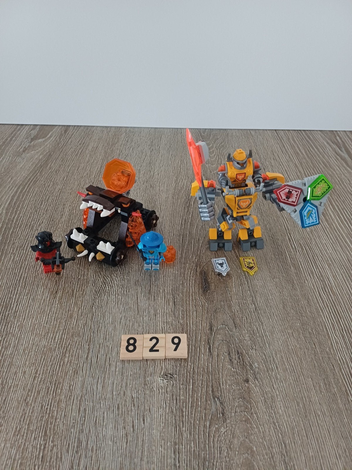 Lego Nexo Knights 70365..70311, Kinderen en Baby's, Speelgoed | Duplo en Lego, Verzenden, Zo goed als nieuw
