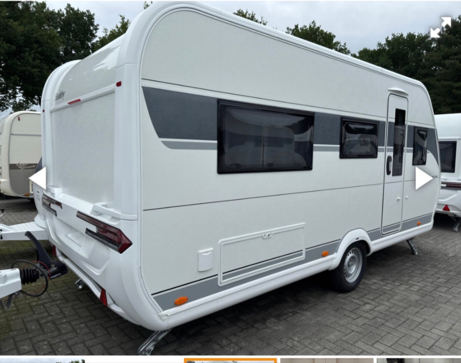Caravan Hobby de Luxe 460 Lu Model 2026 voortent, Hobby, Particulier, 5 tot 6 meter, Luifel