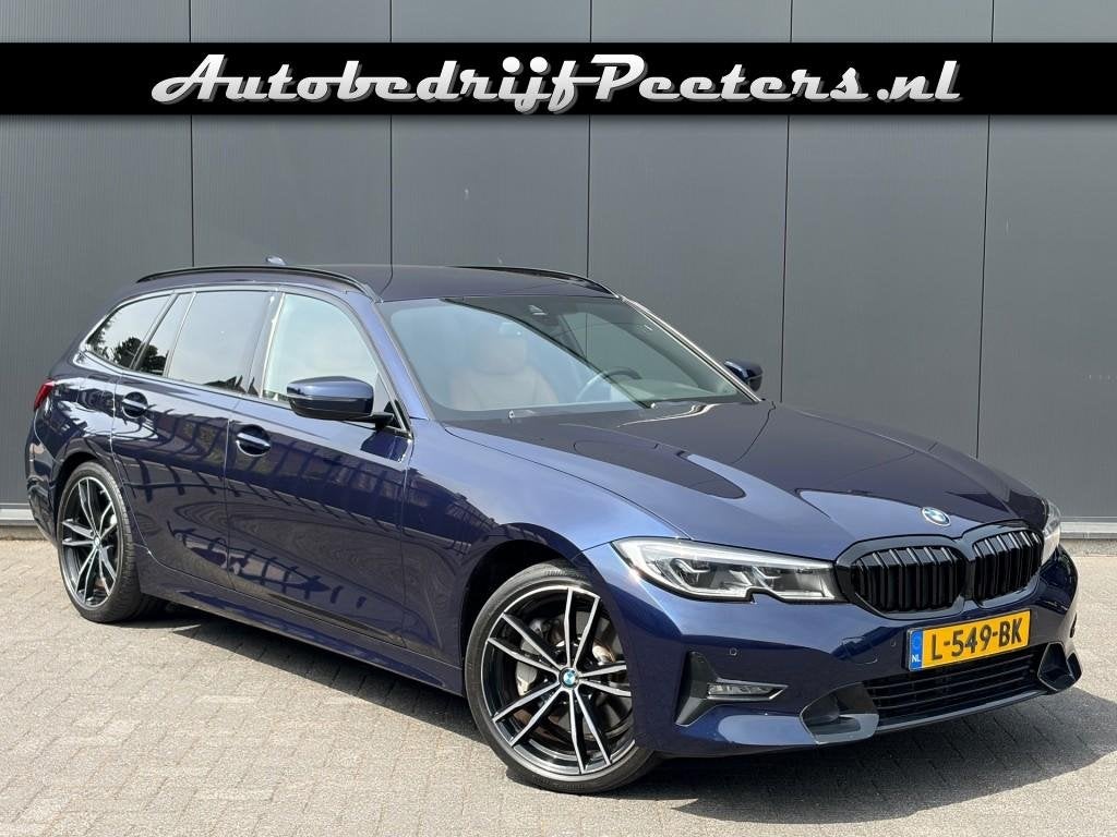 Bmw 3-SERIE Touring 330e Laserlicht Leder Sfeerlicht Camera, Auto's, Automaat, 1998 cc, Achterwielaandrijving, Gebruikt