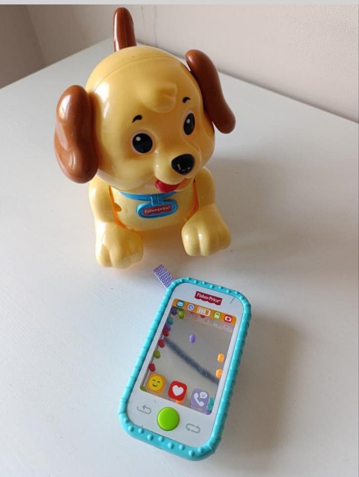 Fisher Price loophondje en telefoon, Kinderen en Baby's, Speelgoed | Fisher-Price, Ophalen of Verzenden, Zo goed als nieuw, Speelset