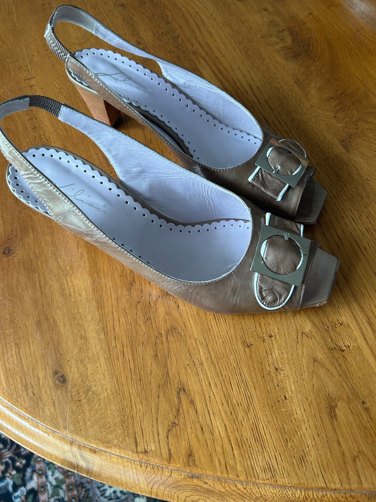Damesschoenen Lilian maat 42, Kleding | Dames, Ophalen of Verzenden, Zo goed als nieuw, Pumps
