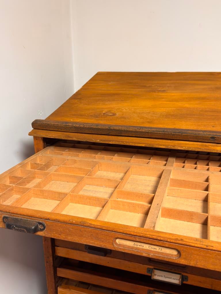 Antieke letterkast / letterbak – Tetterode Amsterdam, Antiek en Kunst, Ophalen