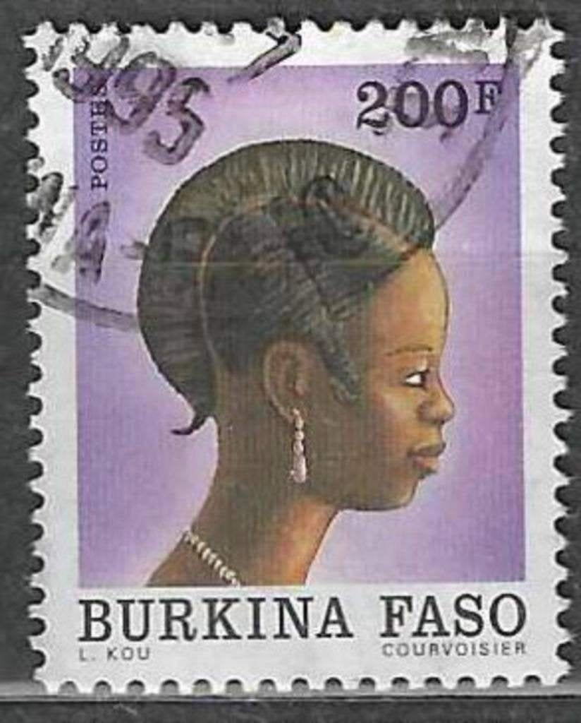 Burkina Faso 1991 - Yvert 837 - Burkinees hoofdkapsel (ST), Verzenden, Overige landen, Gestempeld
