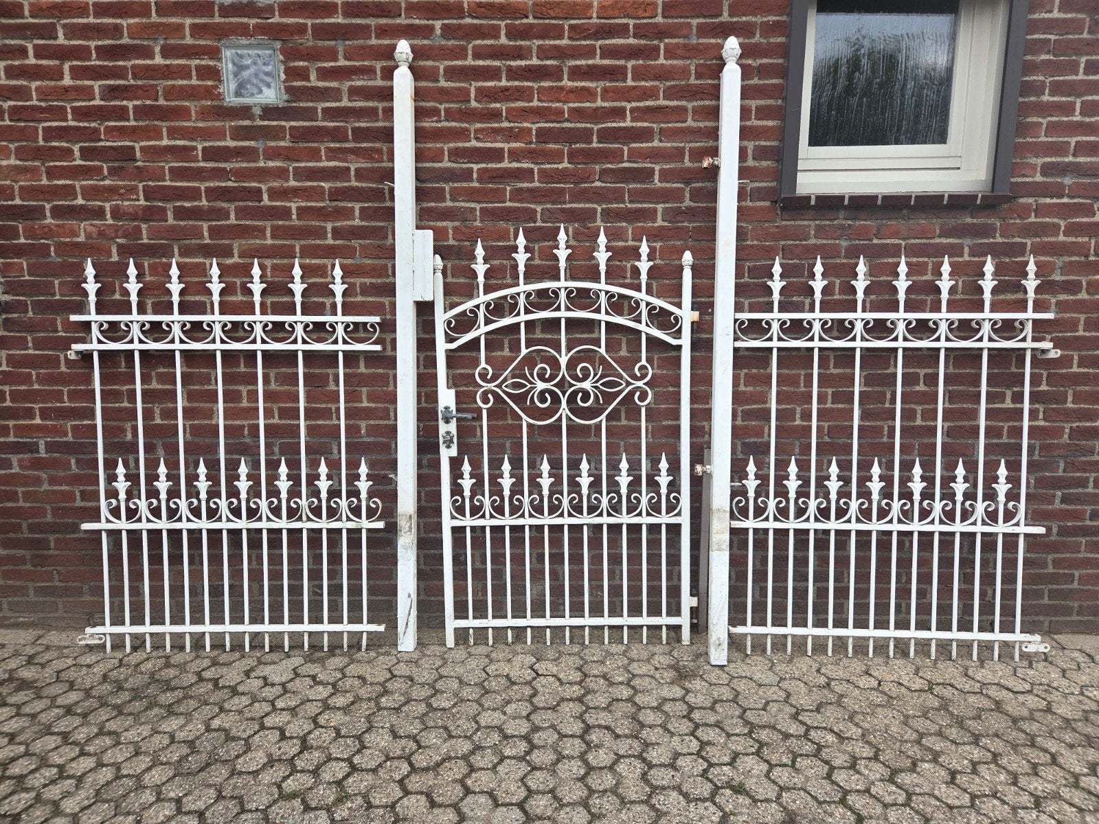 Sierhekwerk met poort en 2 hekdelen - Wit, Tuin en Terras, Ophalen of Verzenden, IJzer, Sierhekwerk, Met poort