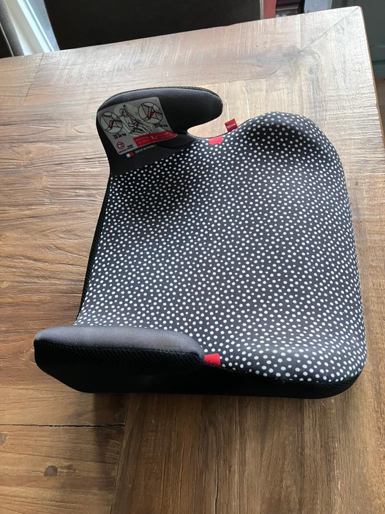Hema zitverhoger autostoel 15-36 kg, 15 t/m 36 kg, Ophalen, Overige merken, Gebruikt