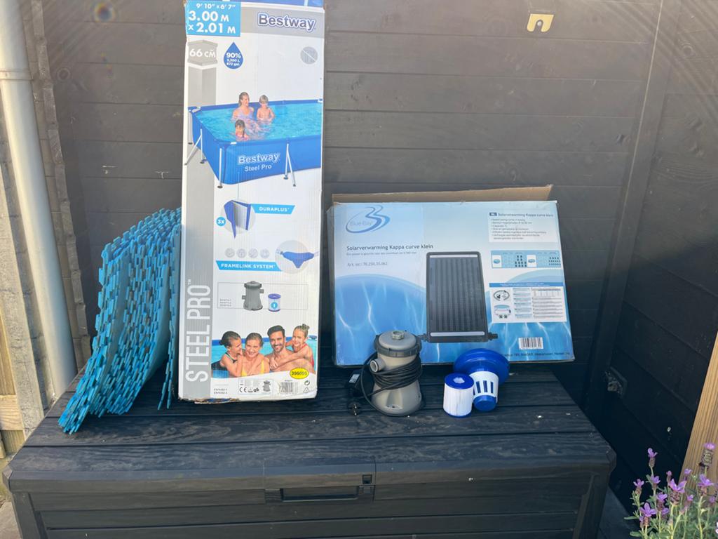 Bestway Zwembad 3x2m compleet met pomp en solarverwarming, Ophalen, Gebruikt, Opzetzwembad, 200 tot 400 cm