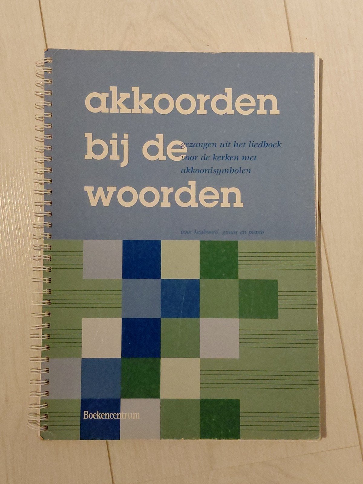Akkoorden bij de woorden, gezangen liedboek, Muziek en Instrumenten, Gebruikt, Overige soorten, Ophalen of Verzenden, Gitaar