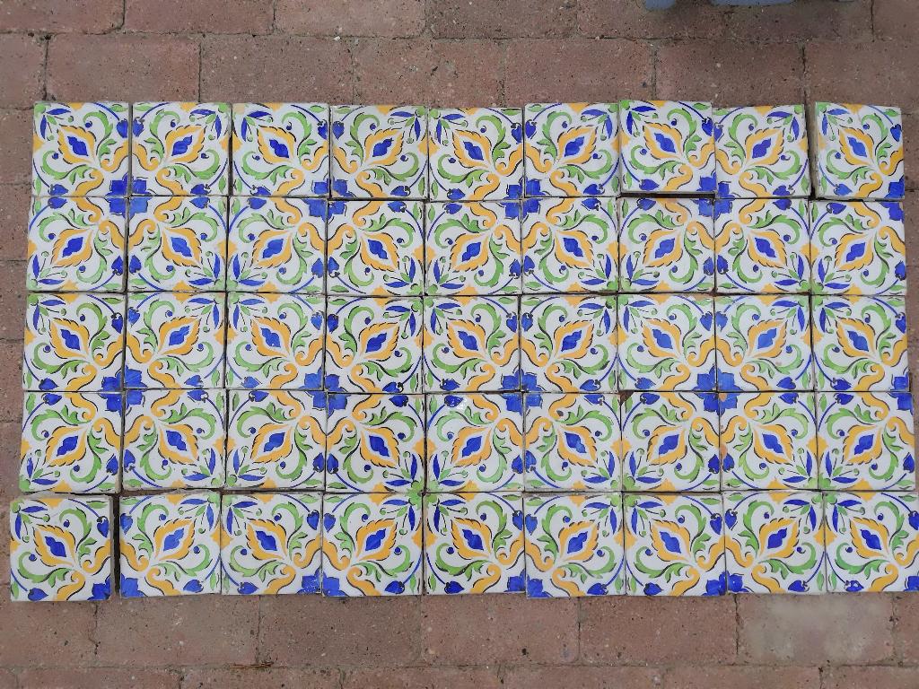 45 antieke wandtegels 13x13 mooie heldere kleuren, Ophalen