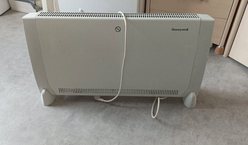 Honeywell Helen of Troy HZ822E Kachel 2000W, Ophalen, Gebruikt, Elektrisch, Vrijstaand