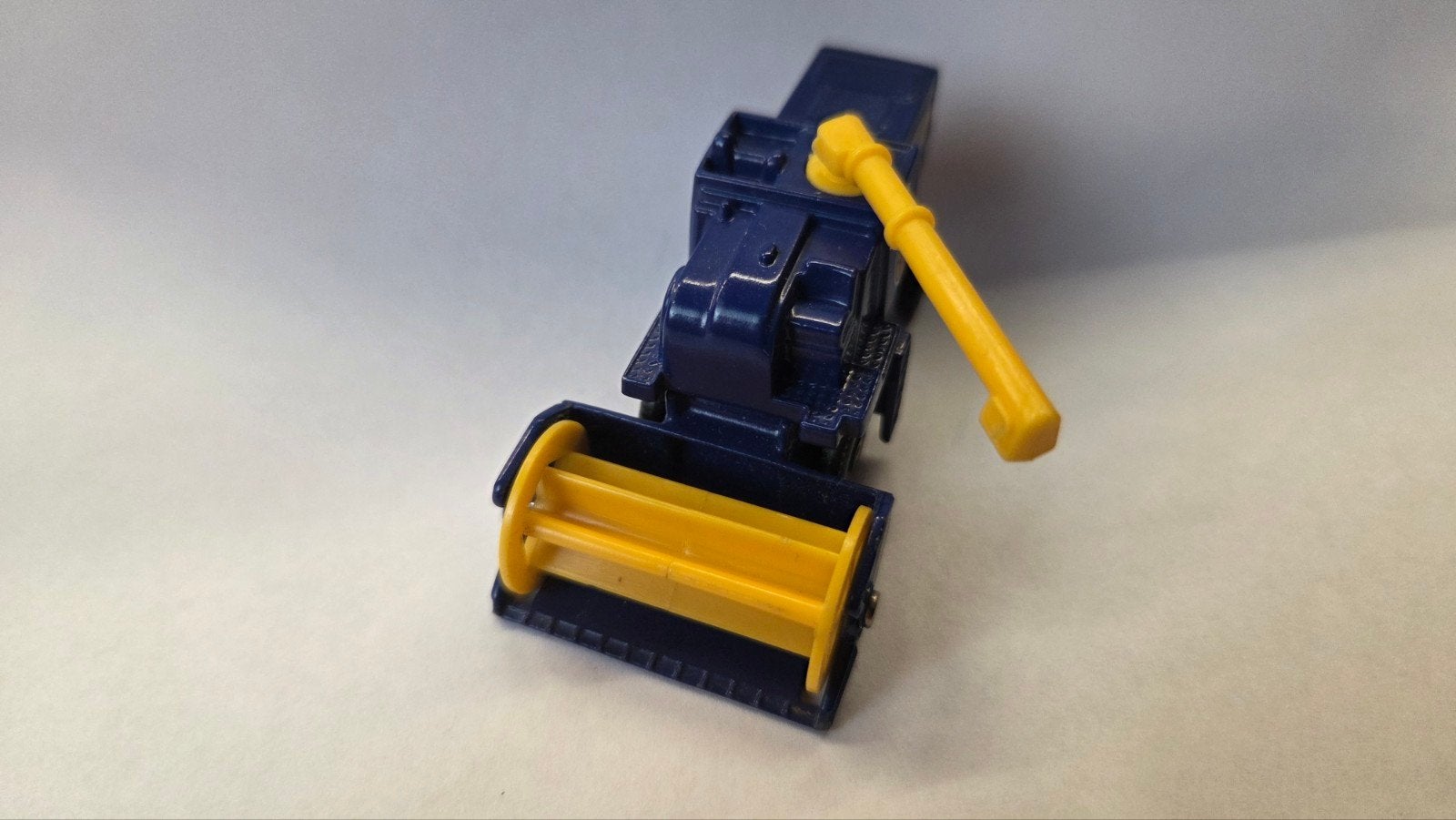 Matchbox Combine Harvester Model 379a, Hobby en Vrije tijd, Modelauto's | 1:87, Ophalen of Verzenden, Gebruikt, Bus of Vrachtwagen