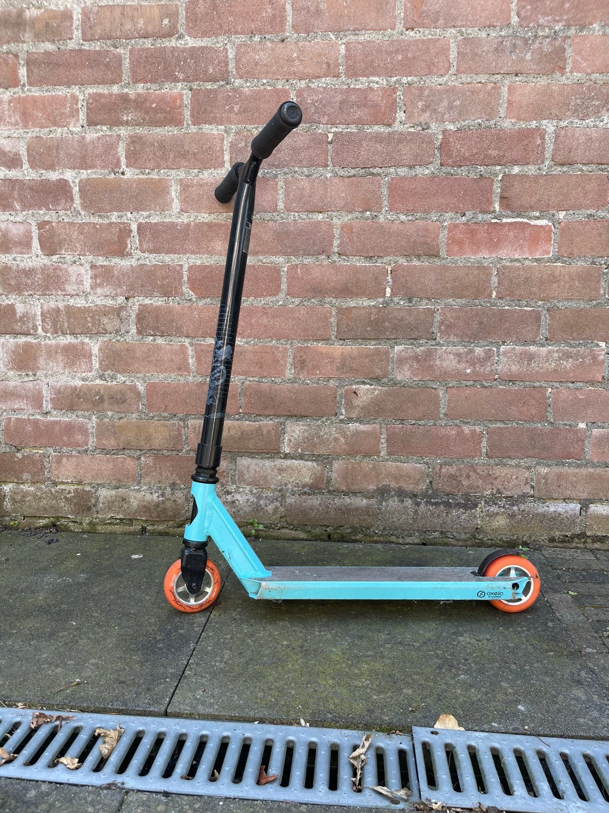 Stuntstep Oxelo MF 1.8 V2 - Blauw/Zwart 110mm wielen, Fietsen en Brommers, Steps, Ophalen, Gebruikt, Gewone step