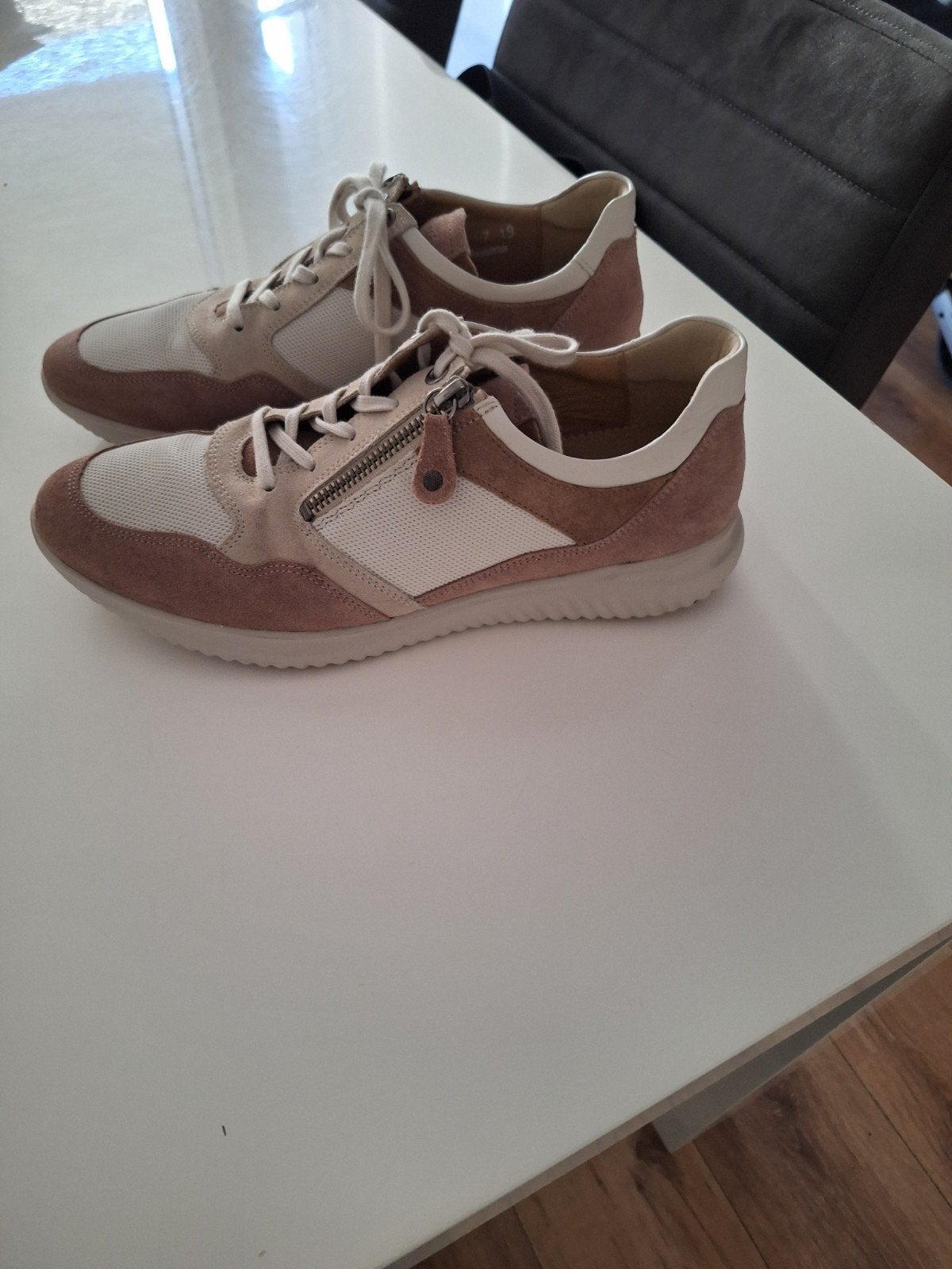hartjes damesschoenen maat 41, Beige, Ophalen of Verzenden, Hartjes, Sneakers of Gympen