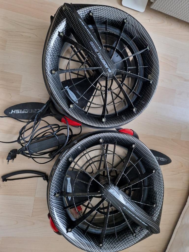 Bladefish 5000 onderwaterscooters, 2 stuks, Watersport en Boten, Ophalen of Verzenden, Gebruikt