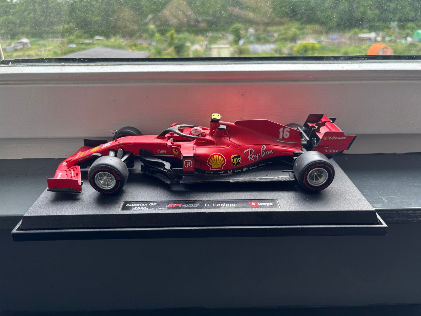 Bburago F1 auto - Charles Leclerc Ferrari SF1000, Overige merken, Auto, Groter dan 1:32, Ophalen of Verzenden