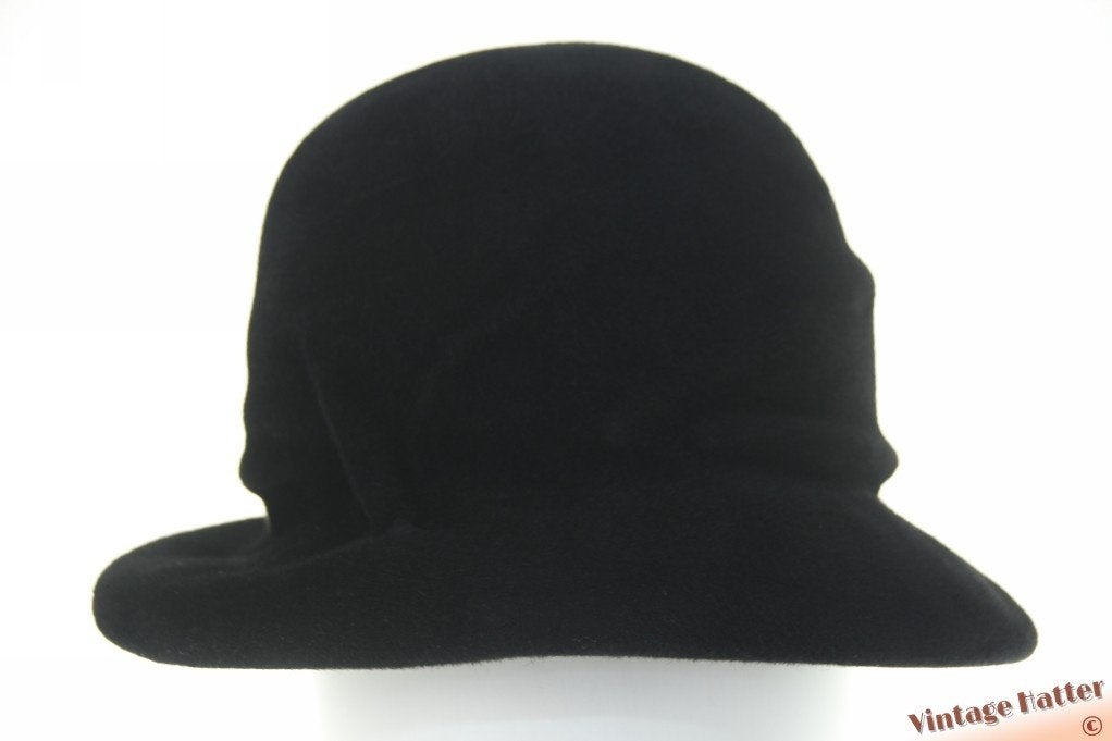 Vintage Dameshoed Seeberger zwart velour 57-58 goede staat, 56 of 57 cm (M, 7 of 7⅛ inch), Hoed, Ophalen of Verzenden, Zo goed als nieuw