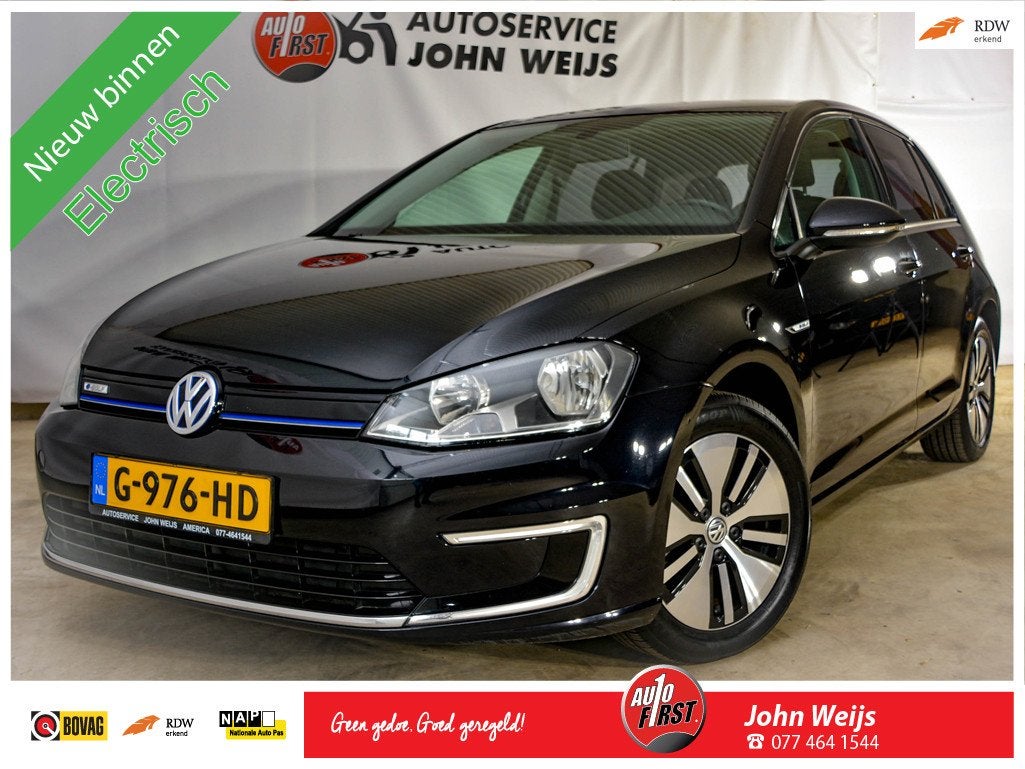 Volkswagen E-Golf E-Golf, achteruitrijcamera, airco, Auto's, 8 kWh, Stof, Gebruikt, Zwart