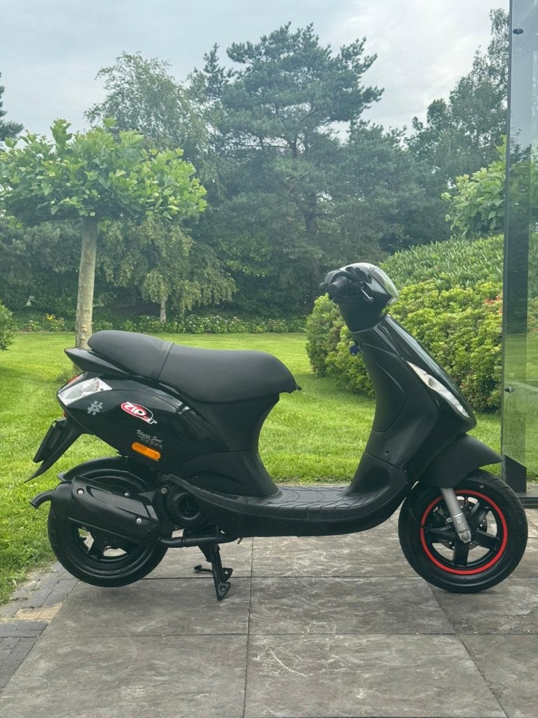⭐️Piaggio zip 2 takt 2015 Brom NIEUWSTAAT 4400 km⭐️, Niet ingevuld, Niet ingevuld, Niet ingevuld