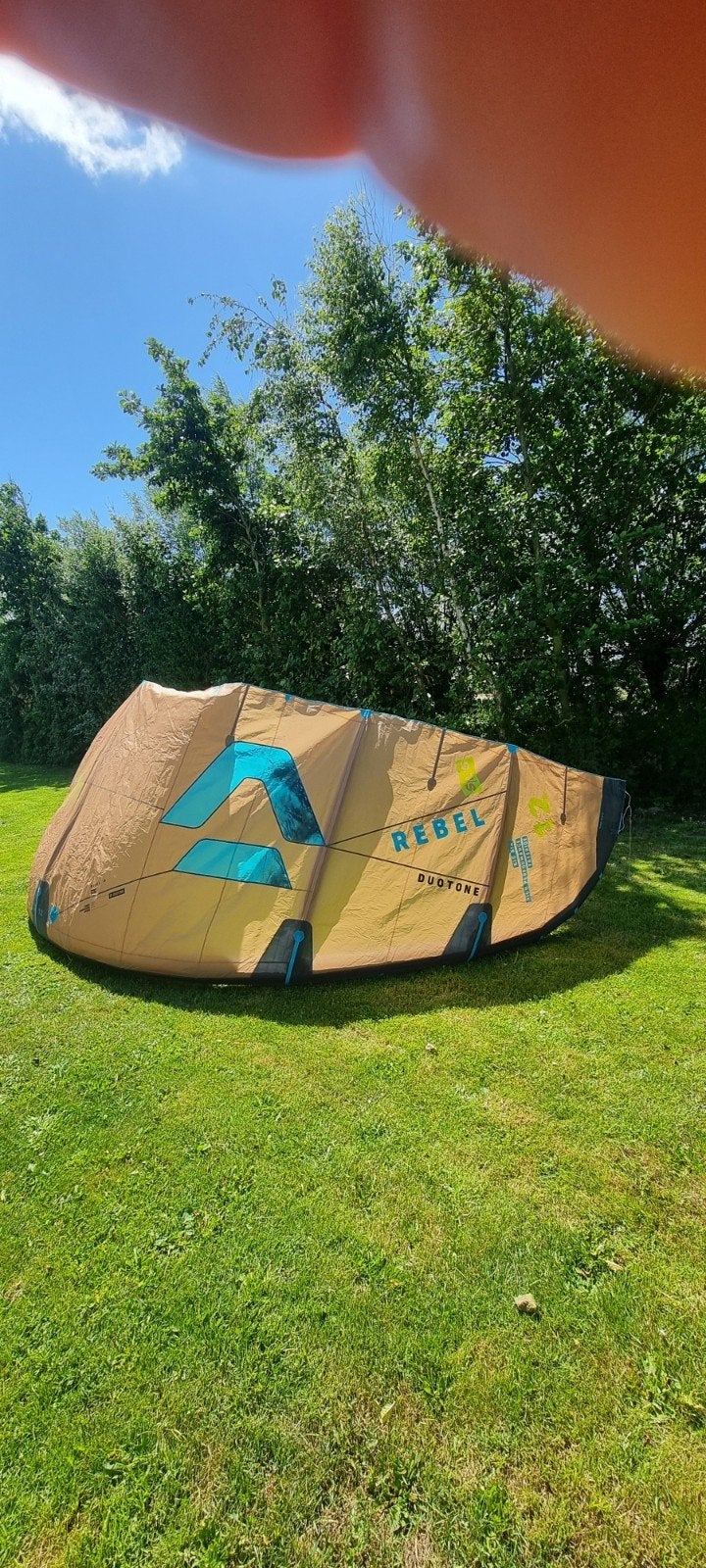 Duotone Rebel SLS 12m²evnt met clickbar/Trustbar/TS bigair, Watersport en Boten, Kitesurfen, Kitesurf-set, Twintip, Ophalen of Verzenden