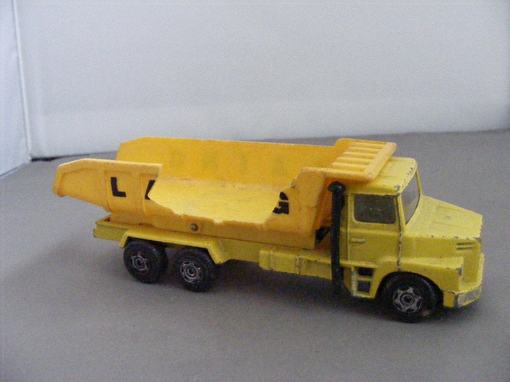 Scania lt142 kiepwagen corgi juniors liang schade, Ophalen of Verzenden, Gebruikt, Bus of Vrachtwagen