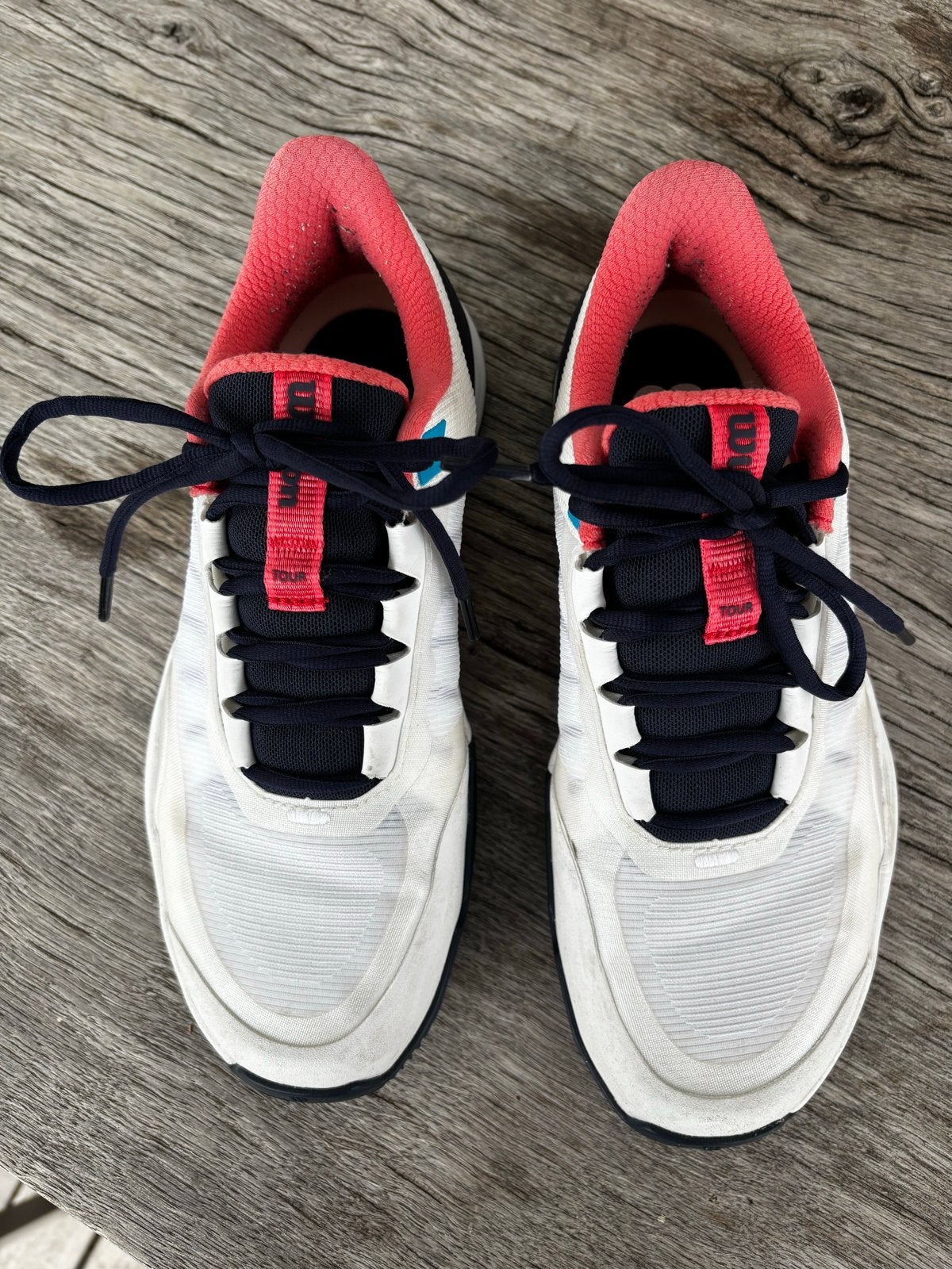 Wilson Tennisschoenen - Maat 38.5, Ophalen, Gedragen, Wit, Sportschoenen