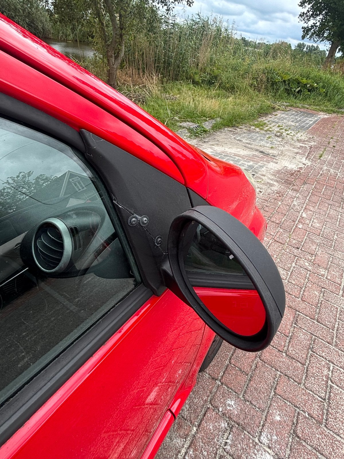 Toyota Aygo 1.0 12V Vvt-i 5DRS 2007 Rood, Auto's, Voorwielaandrijving, Stof, 68 pk, Origineel Nederlands