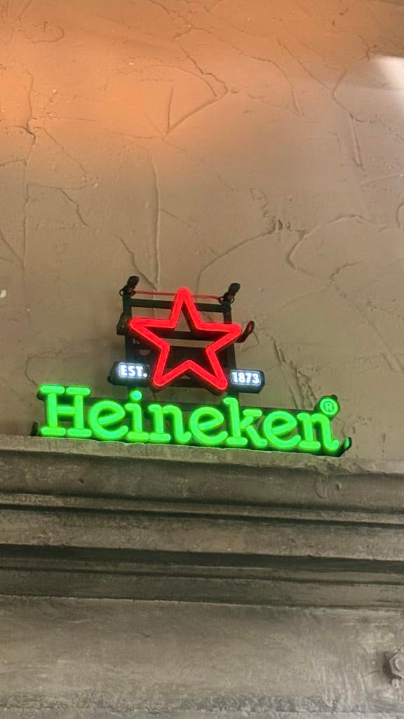 Heineken Neon Reclame Lichtbak - Uniek Decoratiestuk, Ophalen of Verzenden, Gebruikt, Lichtbak of (neon) lamp